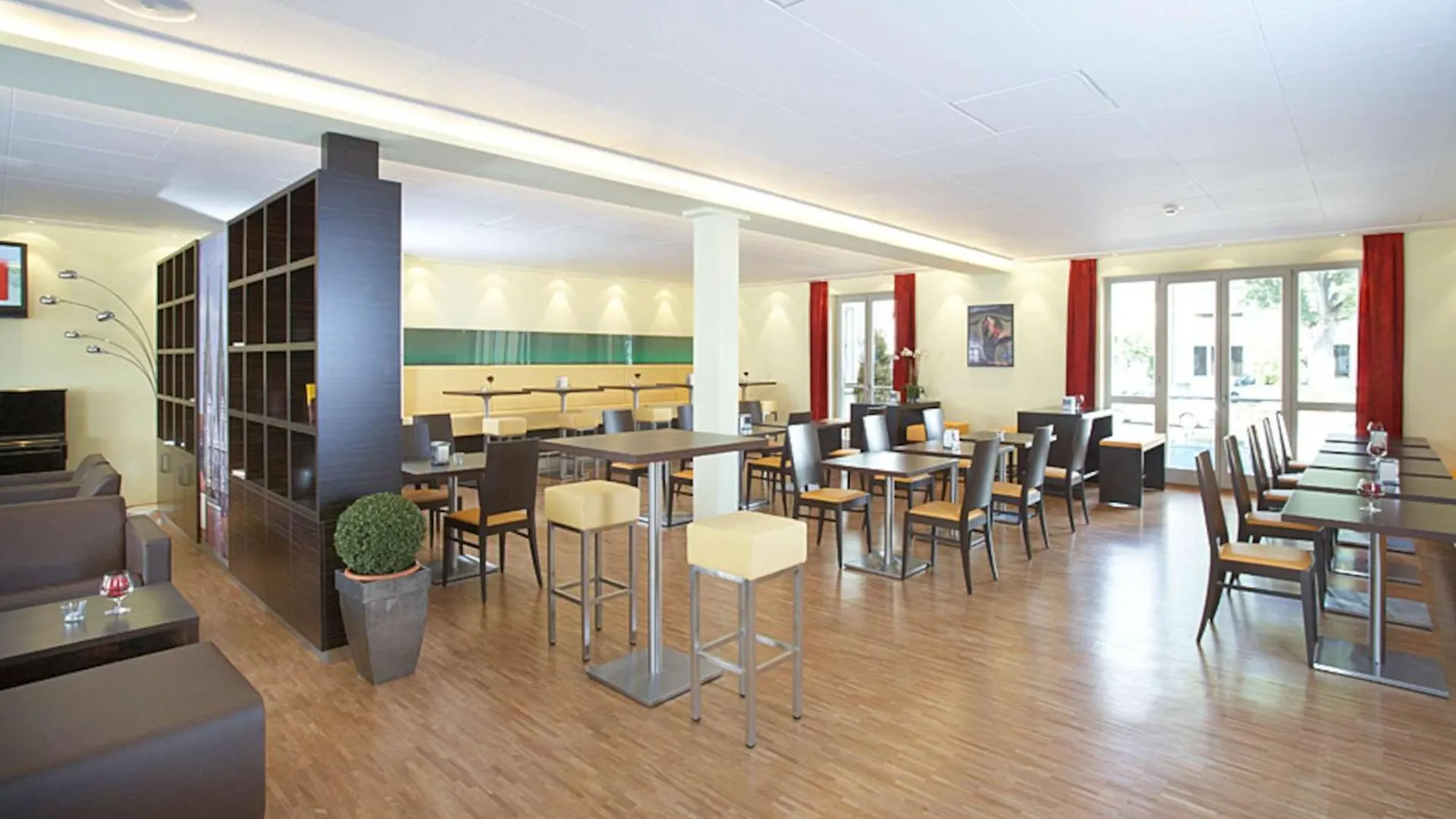 Hotel Central Regensburg Citycentre, Sure Hotel Collection By Best Western